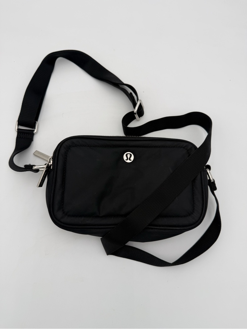 lululemon athletica Black Adjustable Crossbody Belt Bag